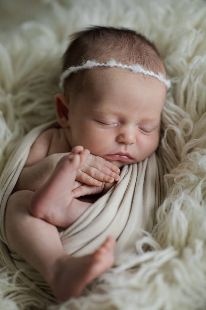 natürliche Babyfotos mit Fensterlicht